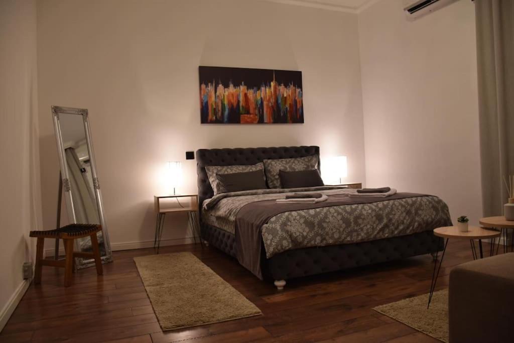 Apartment In Belgrade With Small Parking Space Ngoại thất bức ảnh